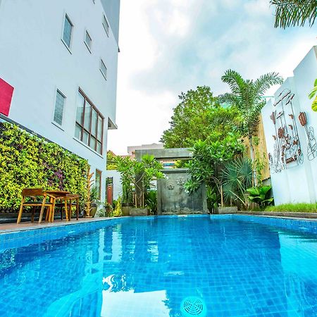 Le Cocon Boutique Hotel Пном Пен Екстериор снимка